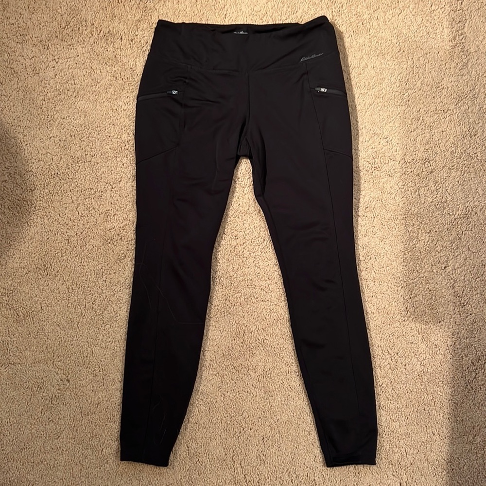 Eddie Bauer Medium leggings with side pockets